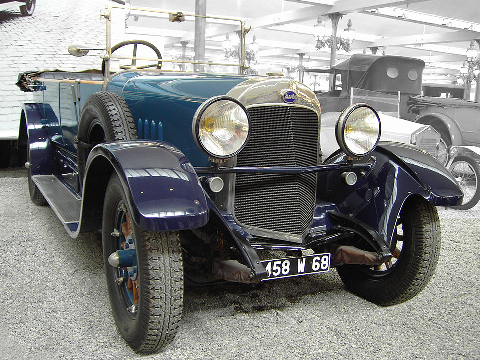 Vēsturisks Audi modelis